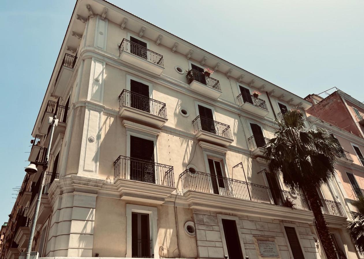 Palazzo Berardi Bed & Breakfast Taranto Exterior photo