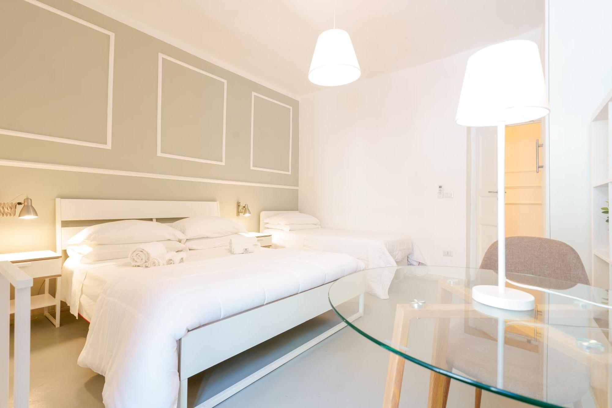 Palazzo Berardi Bed & Breakfast Taranto Exterior photo
