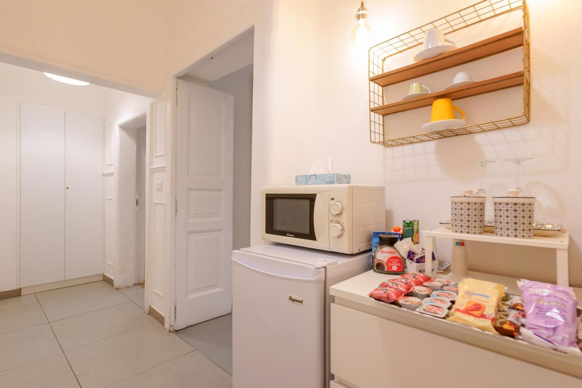 Palazzo Berardi Bed & Breakfast Taranto Exterior photo